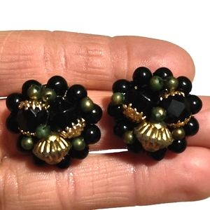 VINTAGE GREEN, BLACK GOLD-TONE CLUSTERED BEADED CLIP-ON 1" EARRINGS MARKED JAPAN